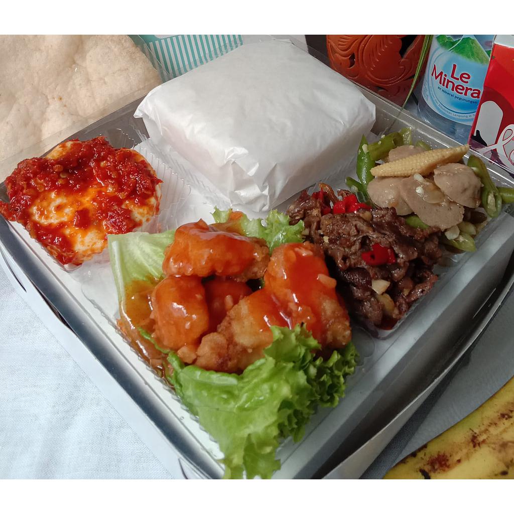 Paket Snack &amp; Nasi Box