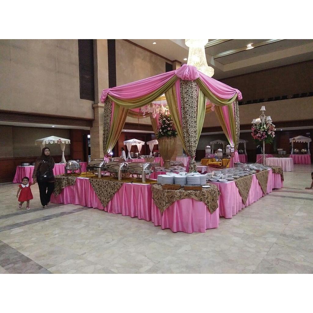 Paket Prasmanan &amp; 3 Gubug Ressa Catering A
