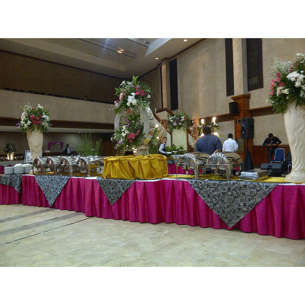 Paket Buffet Mini &amp; 2 Gubug Ressa Catering