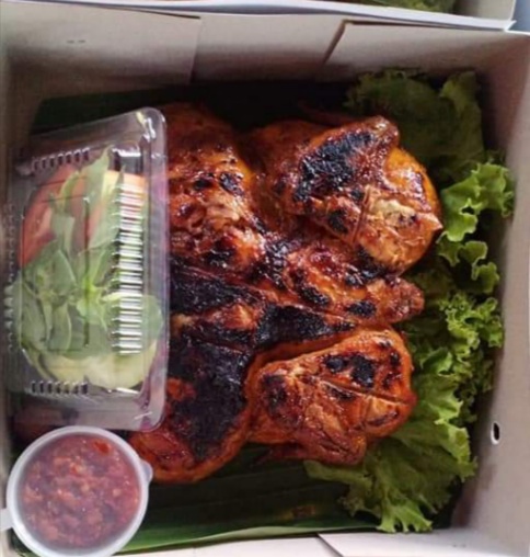 Paket Ayam Bakar Utuh