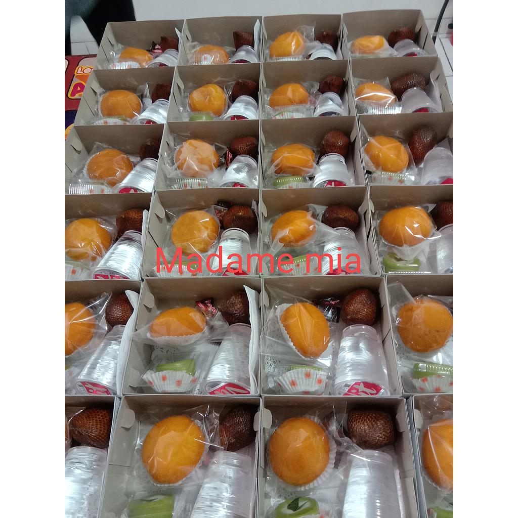 Paket Snack Box 18