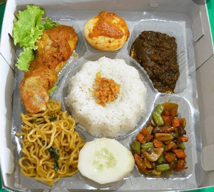 Nasi Box Mama Zahra