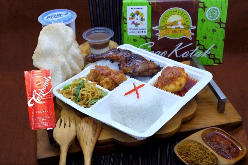 Nasi Campur 2 Bu Broto Komplit