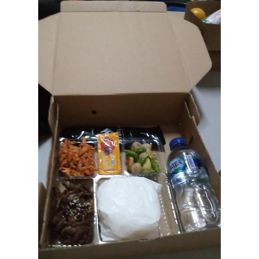 Nasi Box Black Cap