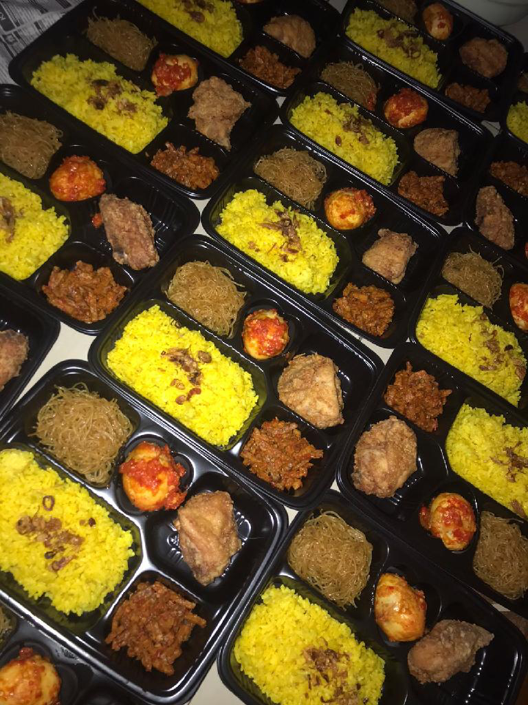 nasi box Dapoer Bu RT