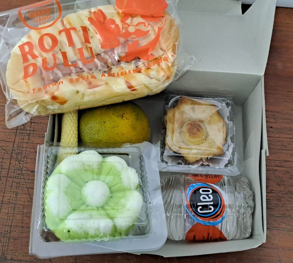 Paket Snack Box Lengkap