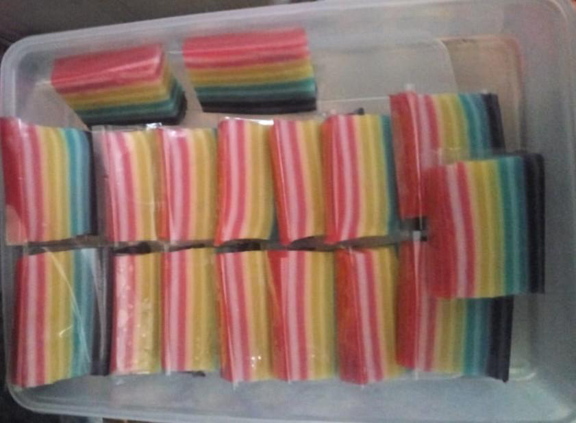 aneka kue basah