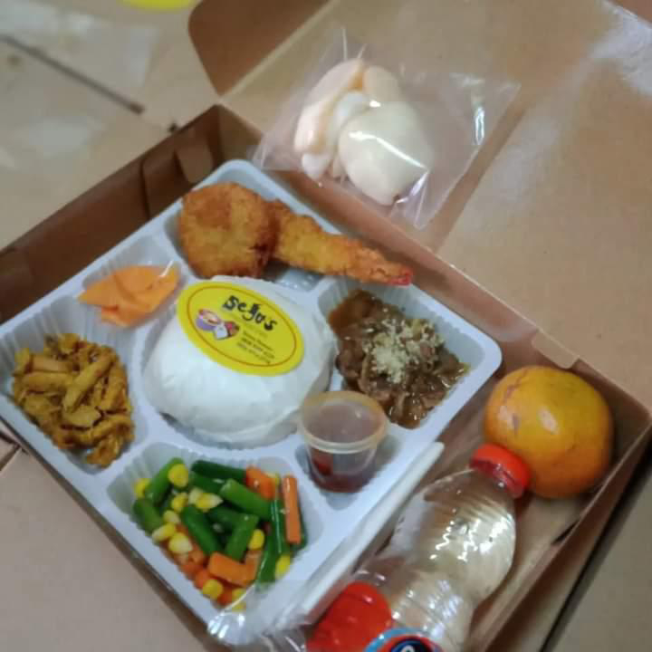 Nasi Putih Paket Komplit 3