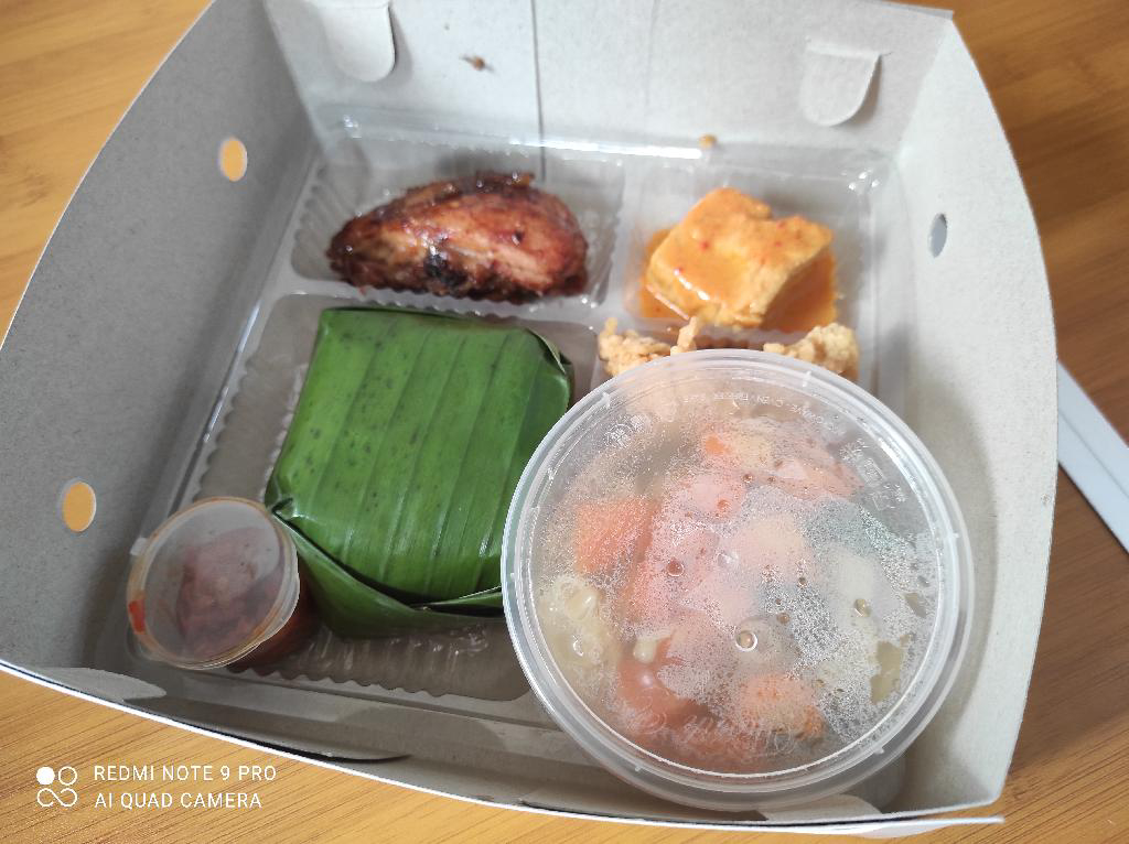Nasi box Niz catering 2