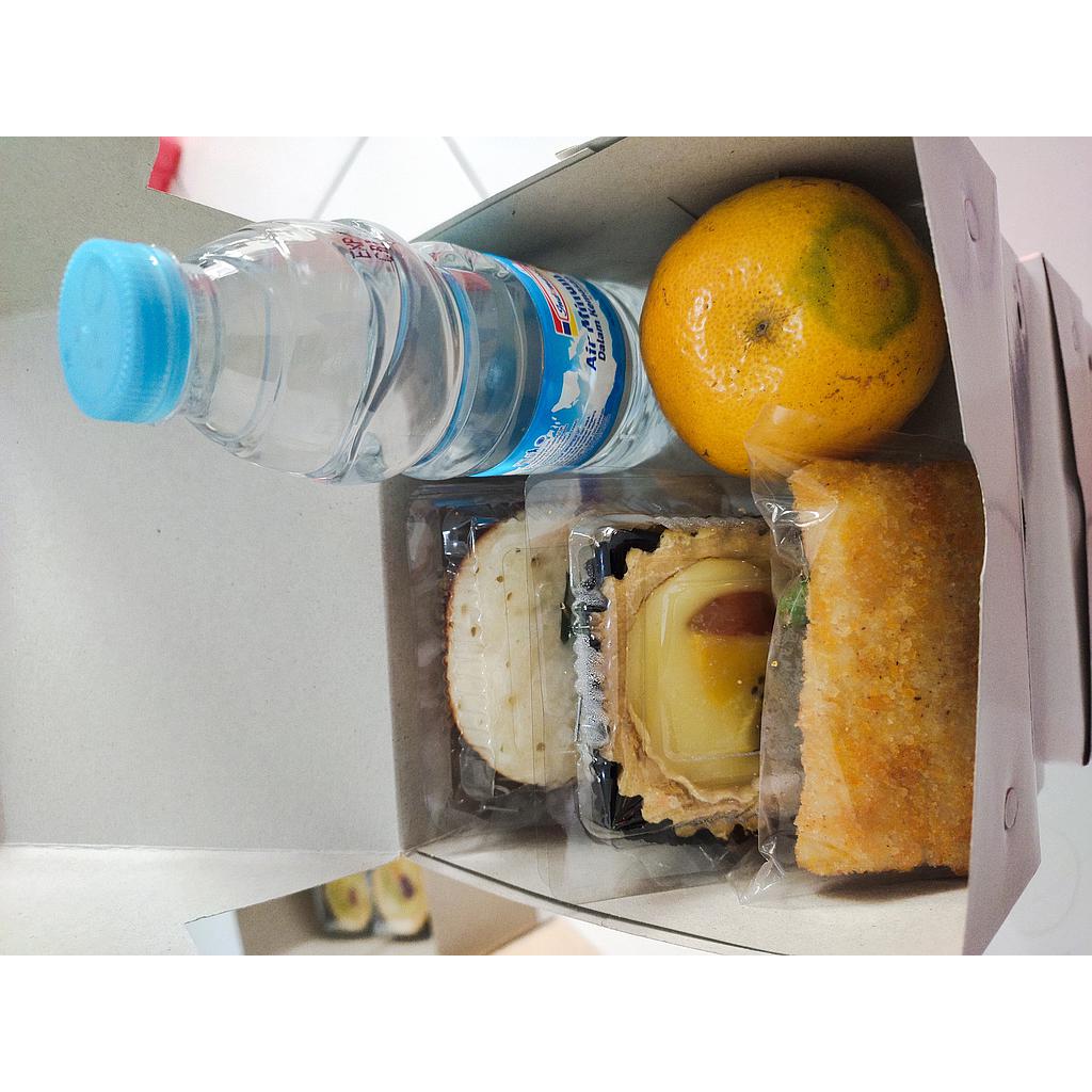 Snack box