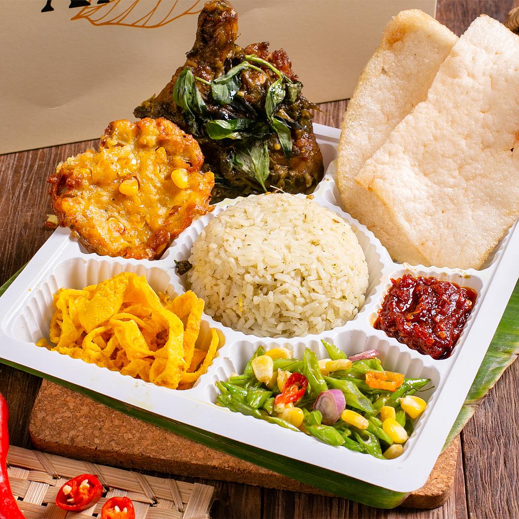 Lunch Box Nasi Ayam Kemangi | Dapur Andala @47.000