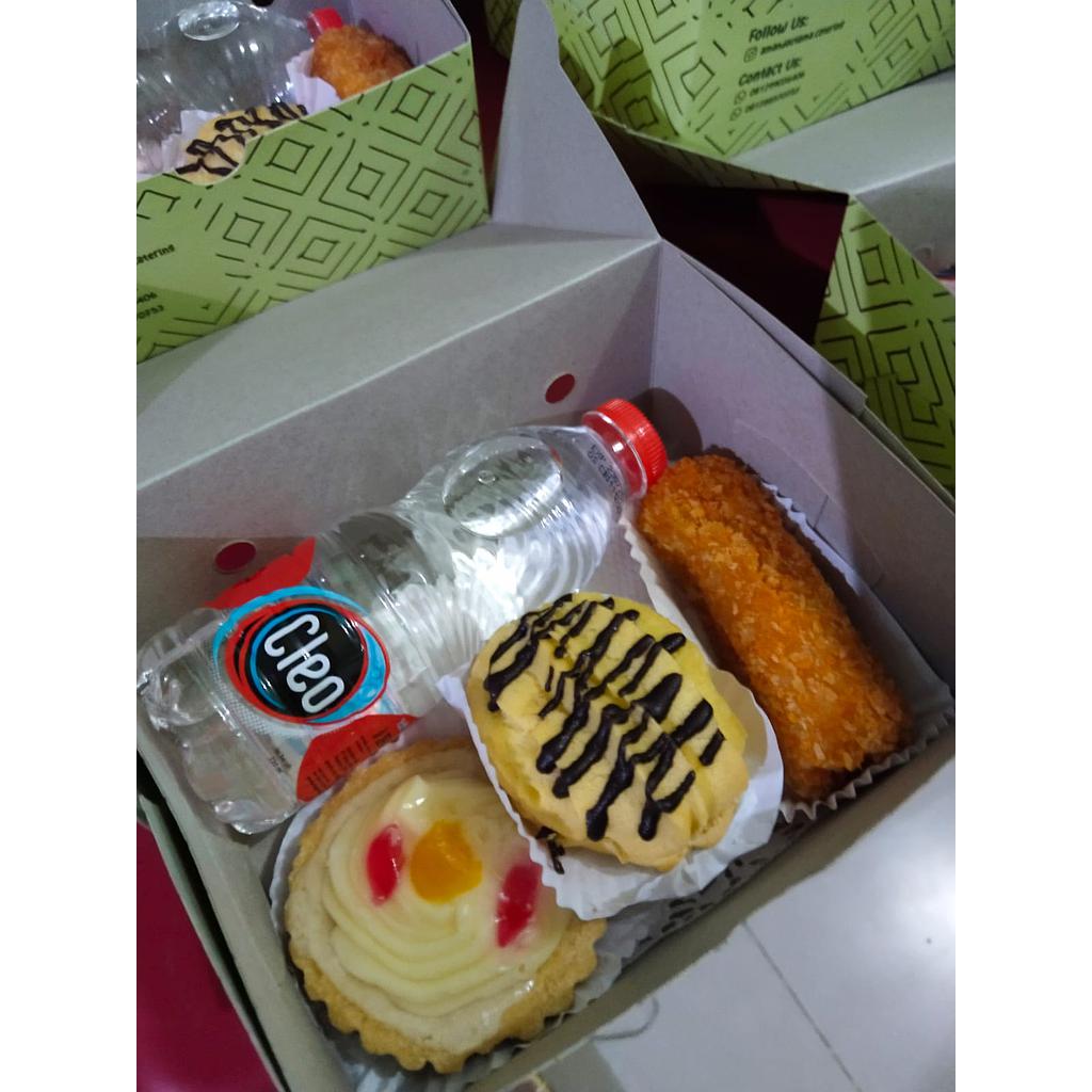 SNACK BOKS D