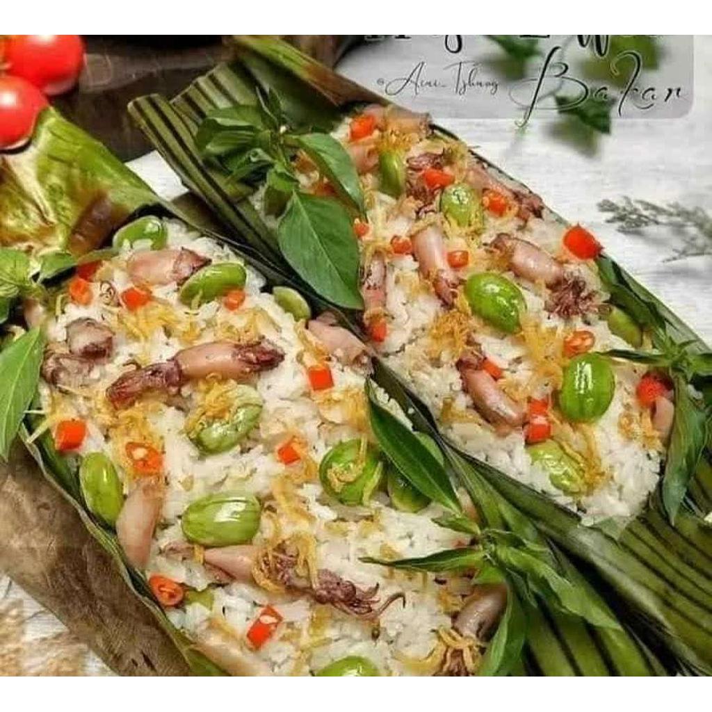 Nasi bakar Cumi