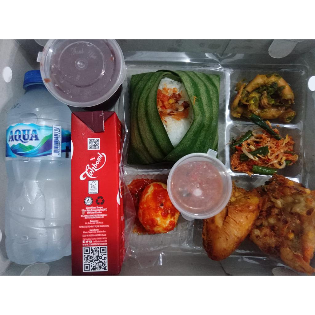 Nasi Box Kit. Cat Spesial 1