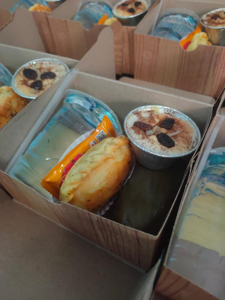 Snack box