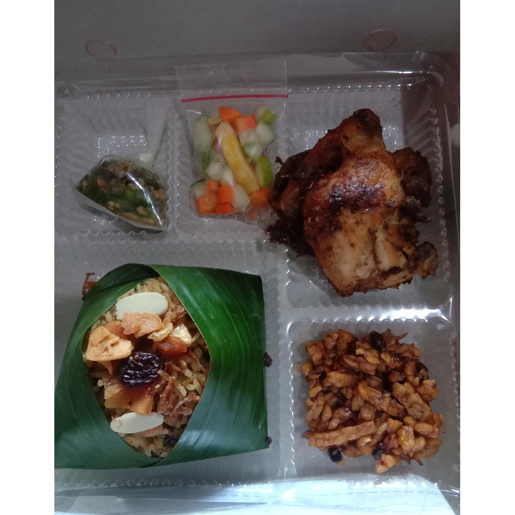 Paket Nasi Kebuli Ayam