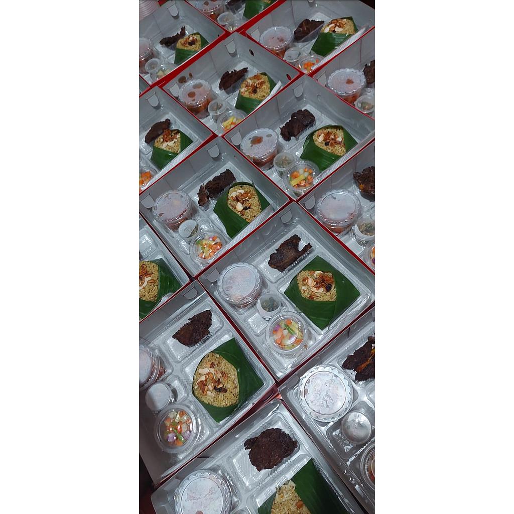 Paket Nasi Kebuli Daging Sapi