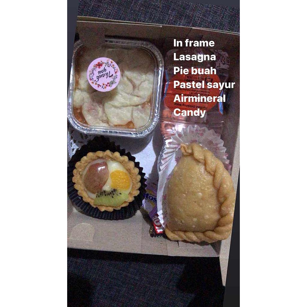 Snack box paket 1