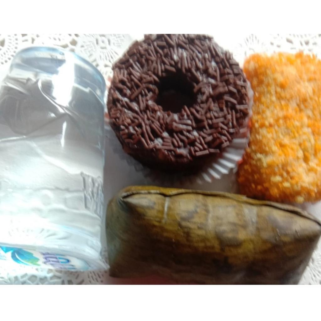 Paket Snack Box 18
