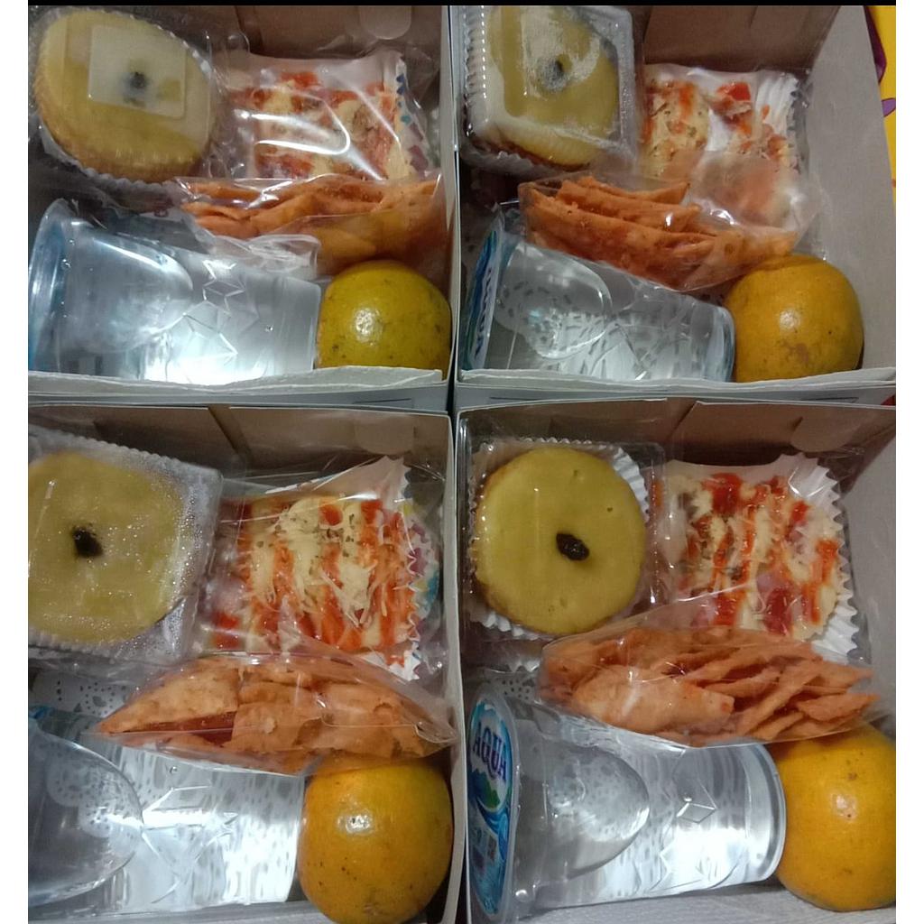 Paket Snack Box 18
