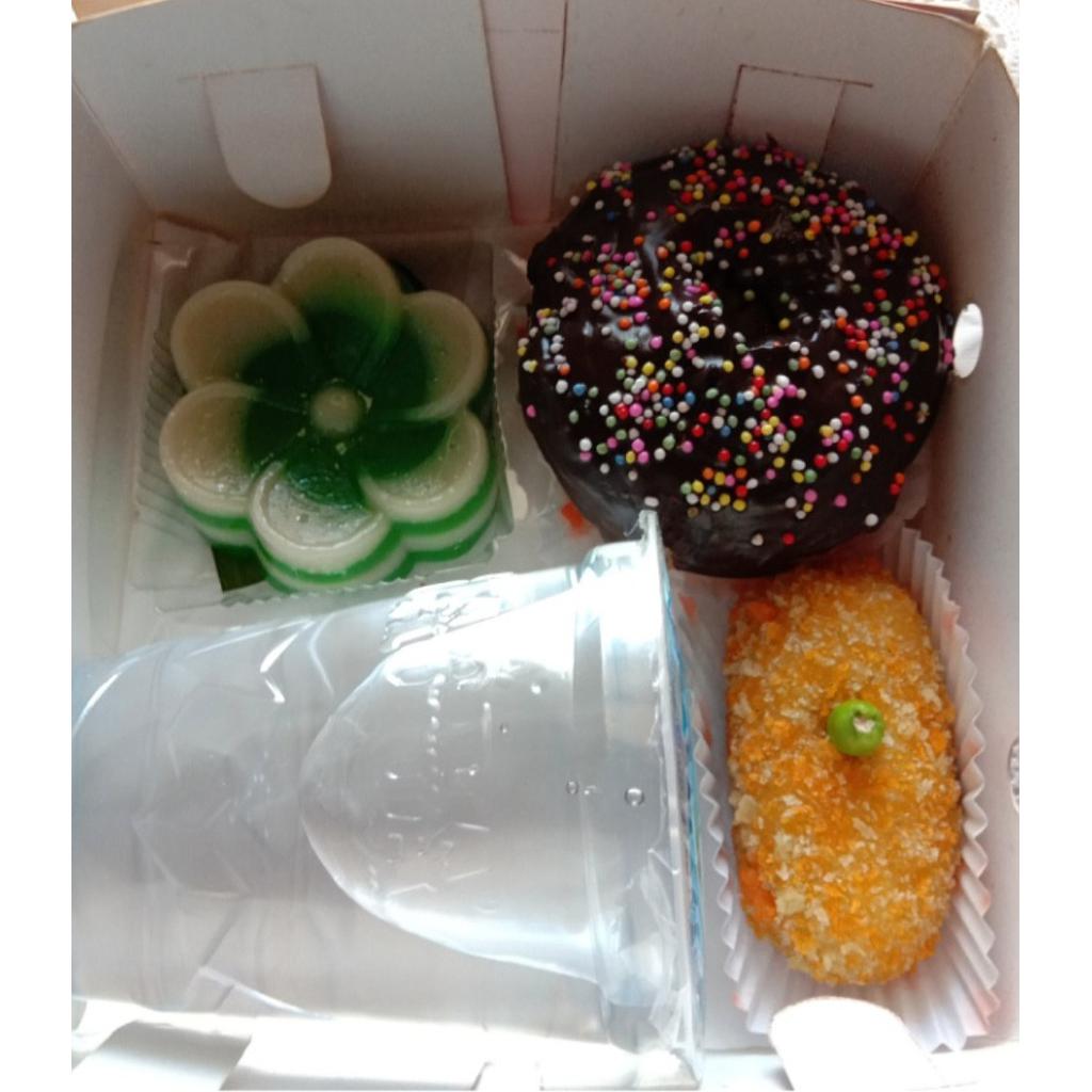 Paket Snack Box 18