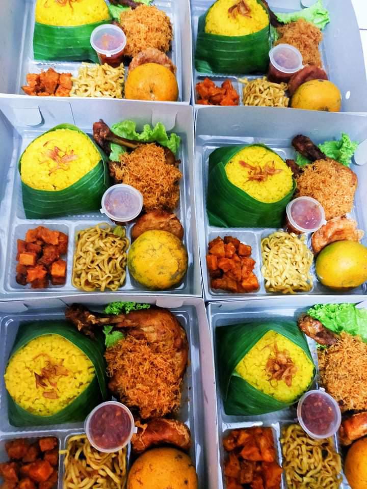 Paket Nasi Kuning Lengkap