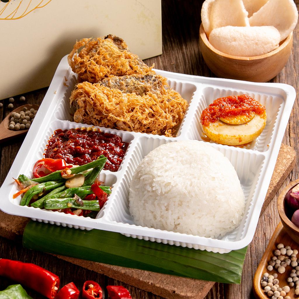 Lunch Box Nasi Bandeng Selimut Telur | Dapur Andala @33.000