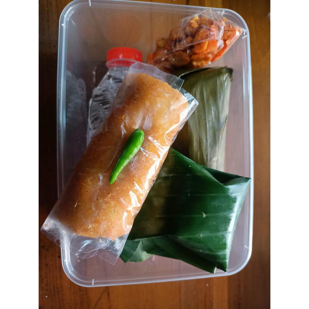 Snack Box Smile Cake &amp; Food B