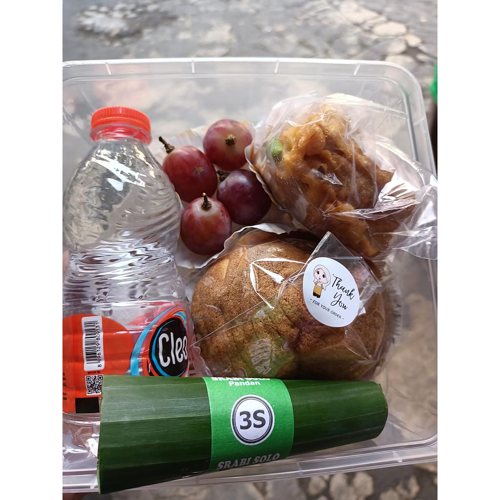 Snack Box Smile Cake &amp; Food E