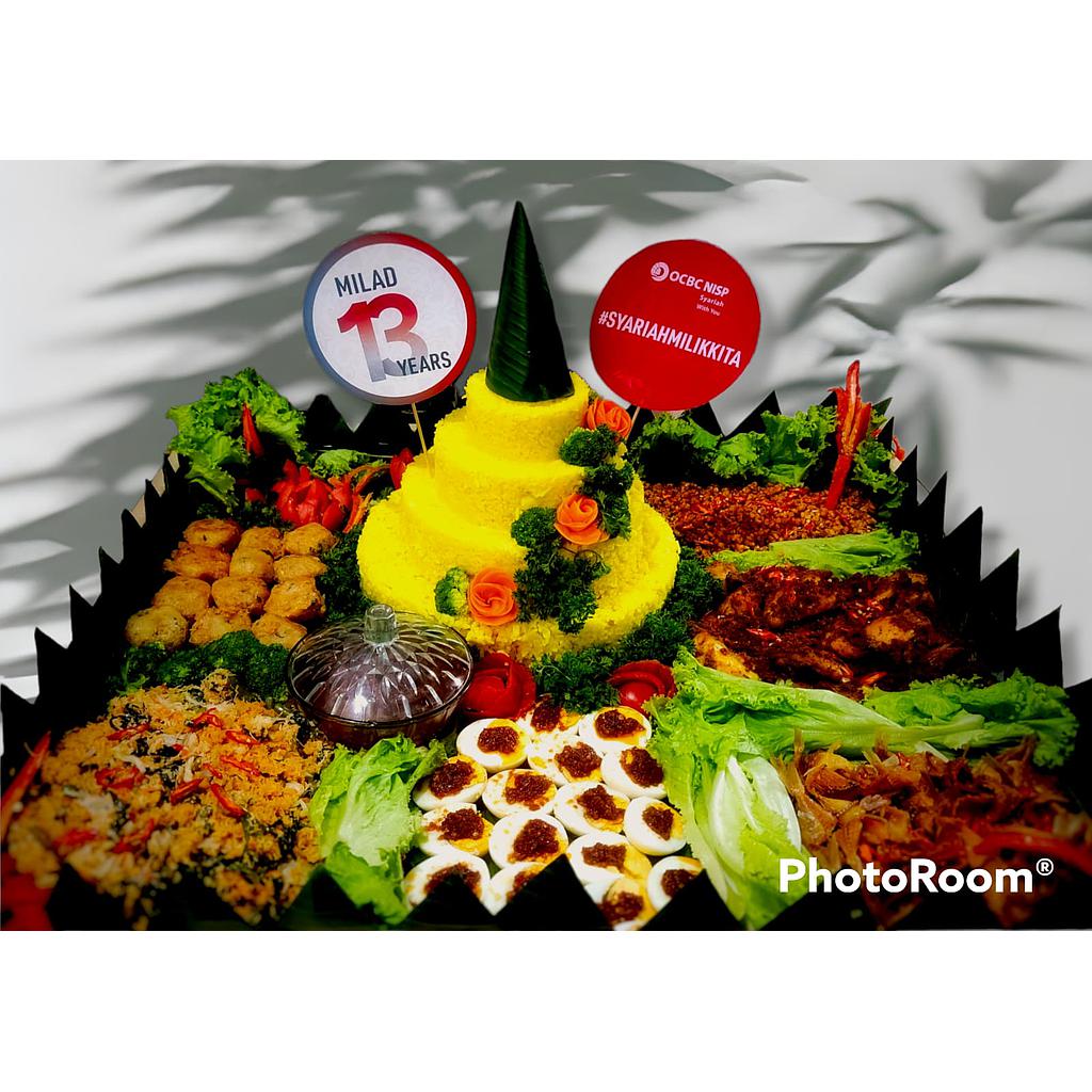 Nasi tumpeng