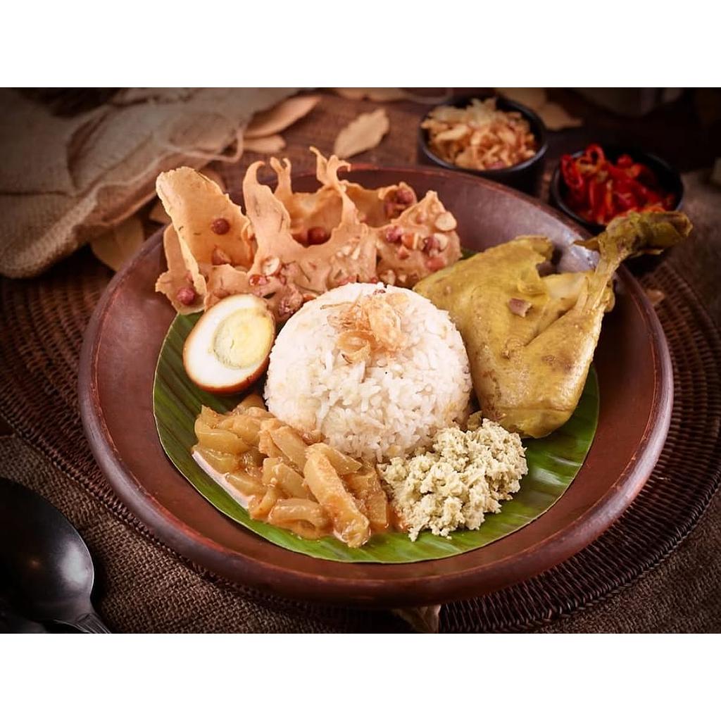 Kotak/Box Nasi Gudeg Komplit/ Nasi Liwet Solo