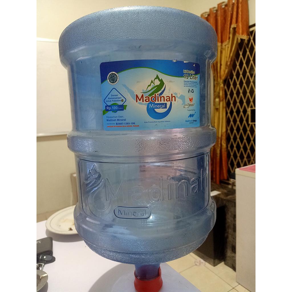 MADINAH MINERAL GALON 19 LITER