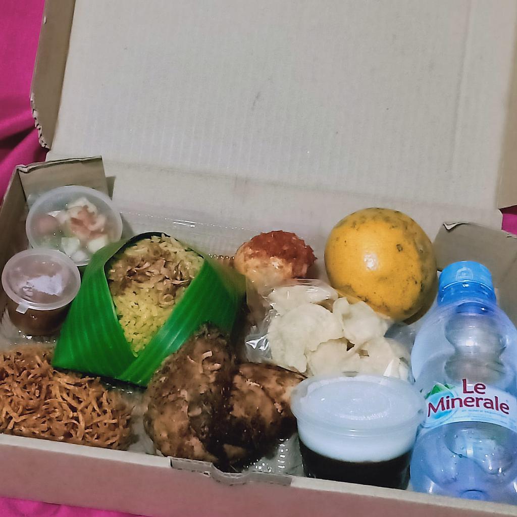 Nasi Box paket lengkap