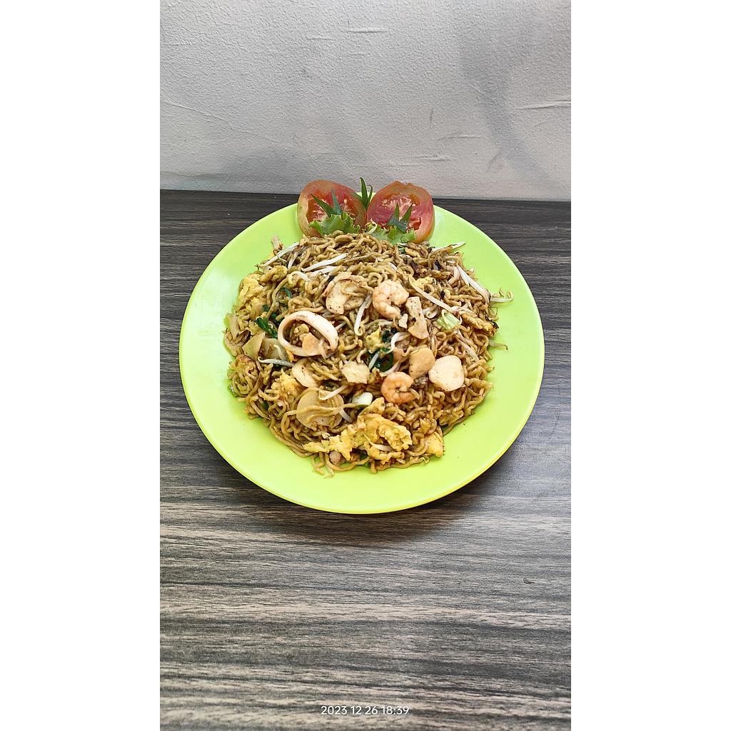Mie goreng ayam