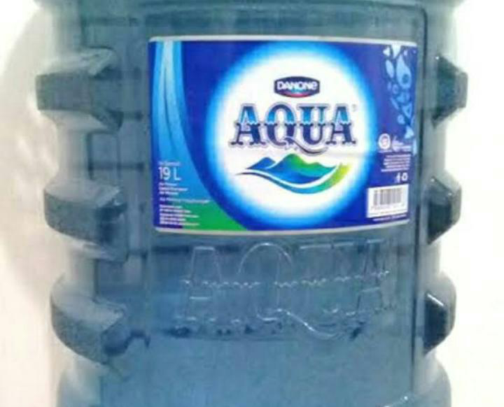 Aqua