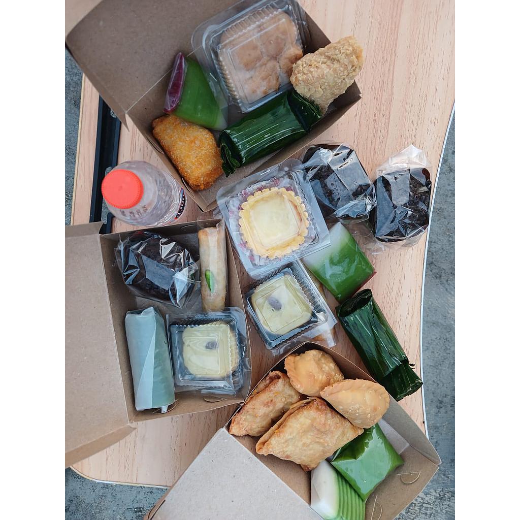 Snack Box by Dapur Regita