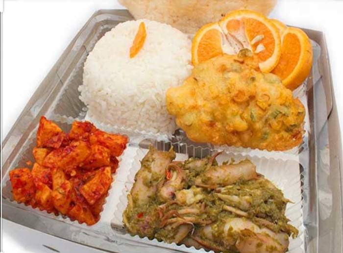 Nasi Box Cumi Komplit