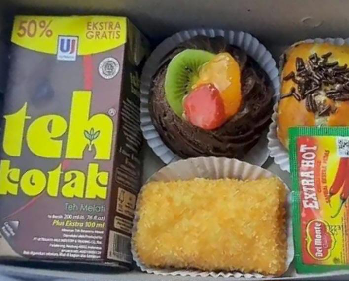 Snack Box Paket Istimewa