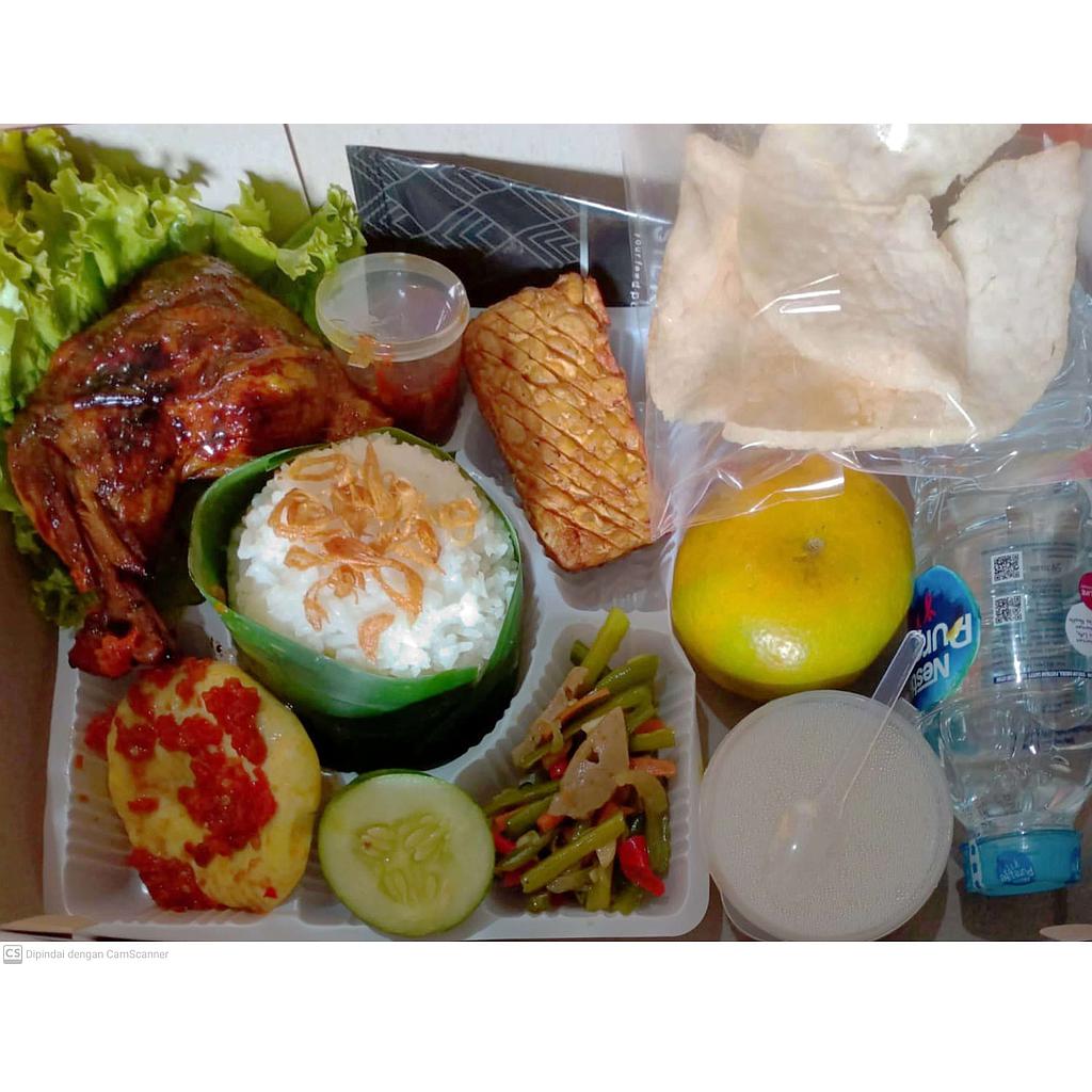 Paket Snack dan Nasi Box