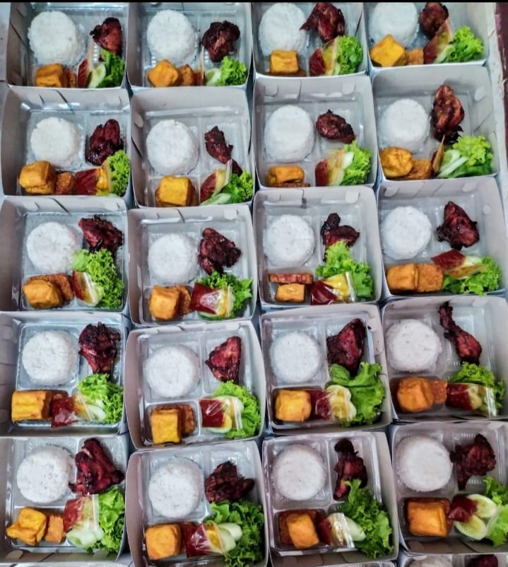 nasi ayam bakar Nisa cake &amp; catering halal MUI ID31110019242130624