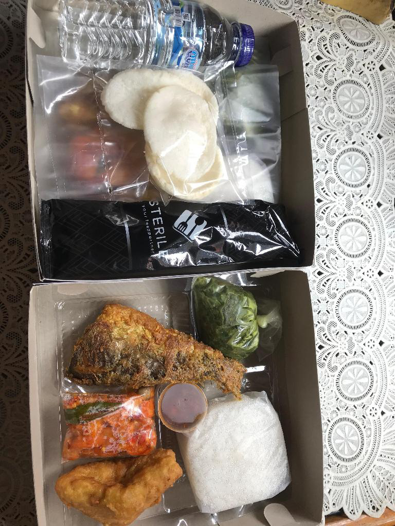 Nasi dan Snack Box Livva Catering
