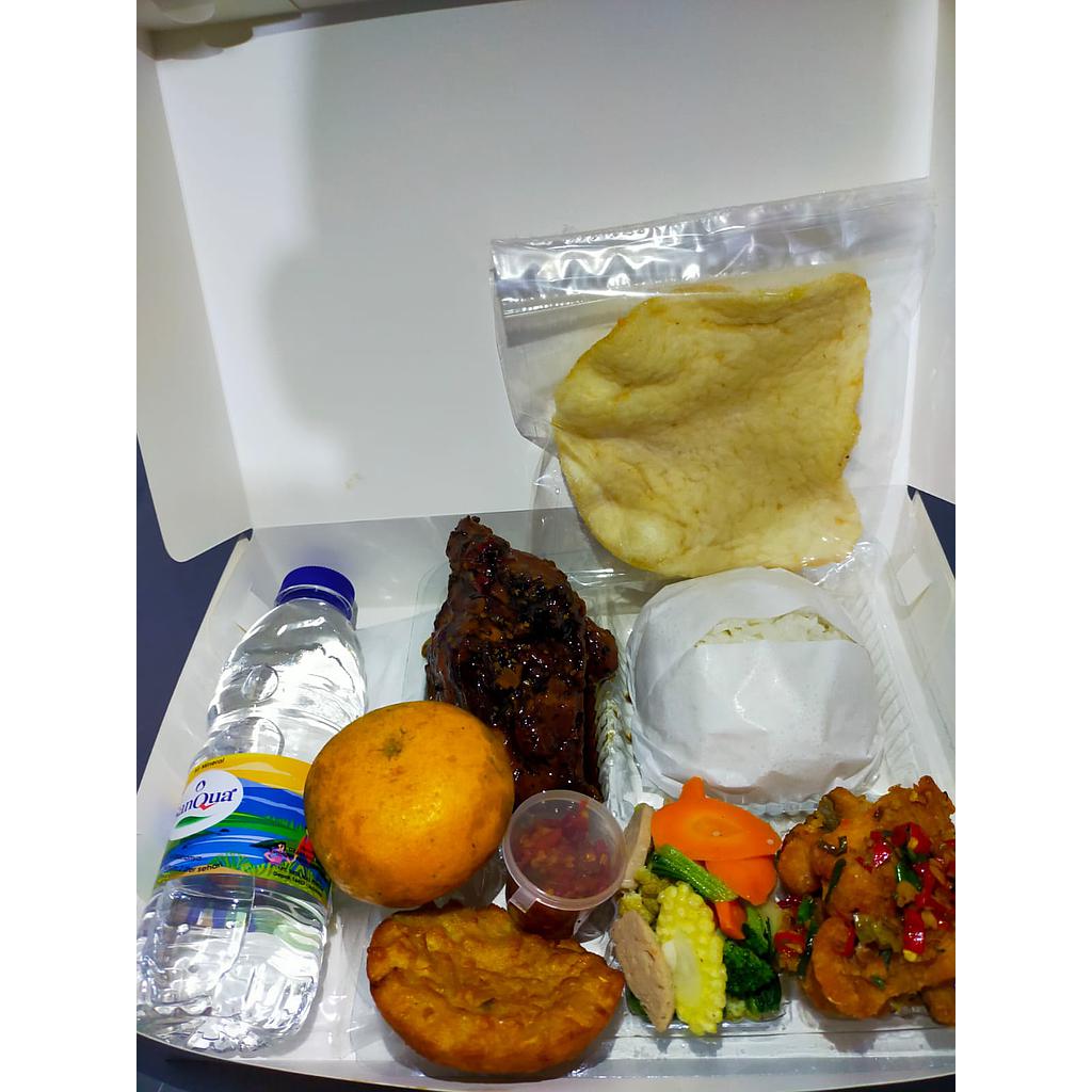 30 Paket Nasi Box dan Snack  Dapur Hawa