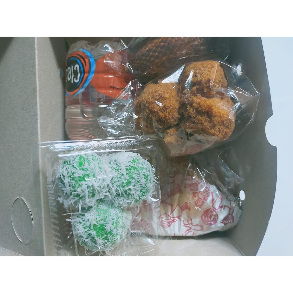 Snack Box Aryuni Cake 7