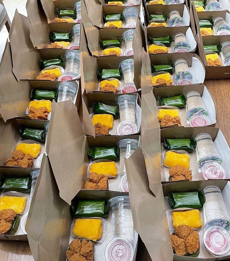 SNACKBOX PAKET B - DAPUR SELERA