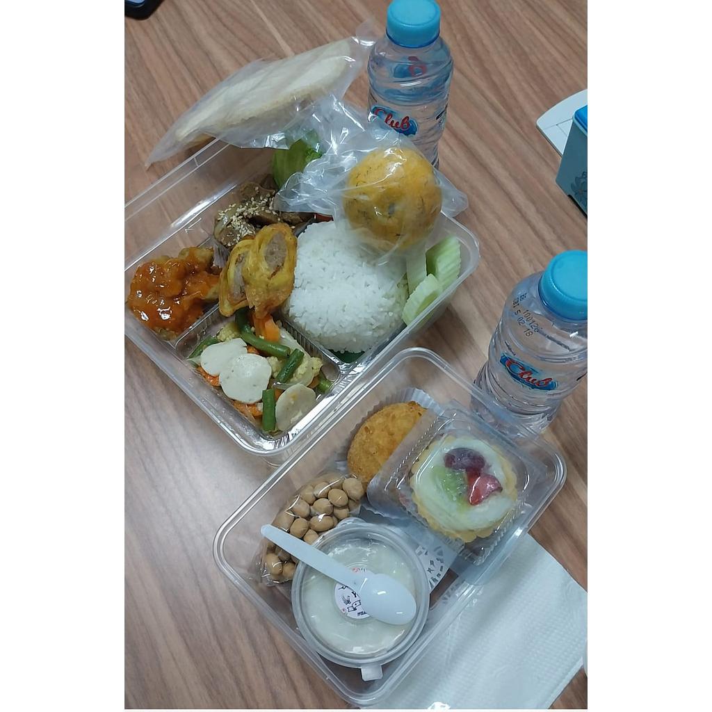 Paket Nasi Box Plus Snack