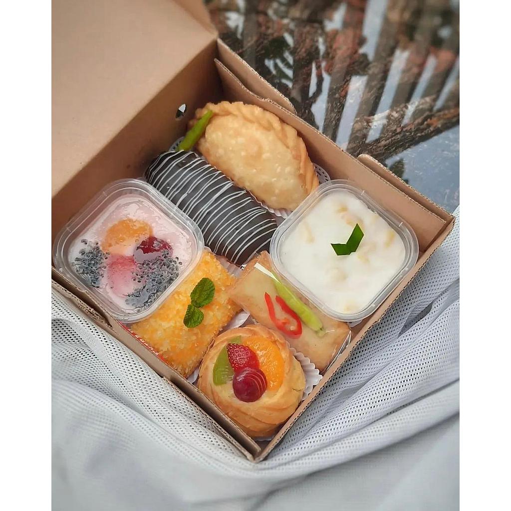 SNACK BOX SUTAN MUDO