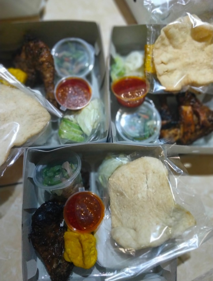 Paket Nasi Box Dapur Mbah Uti