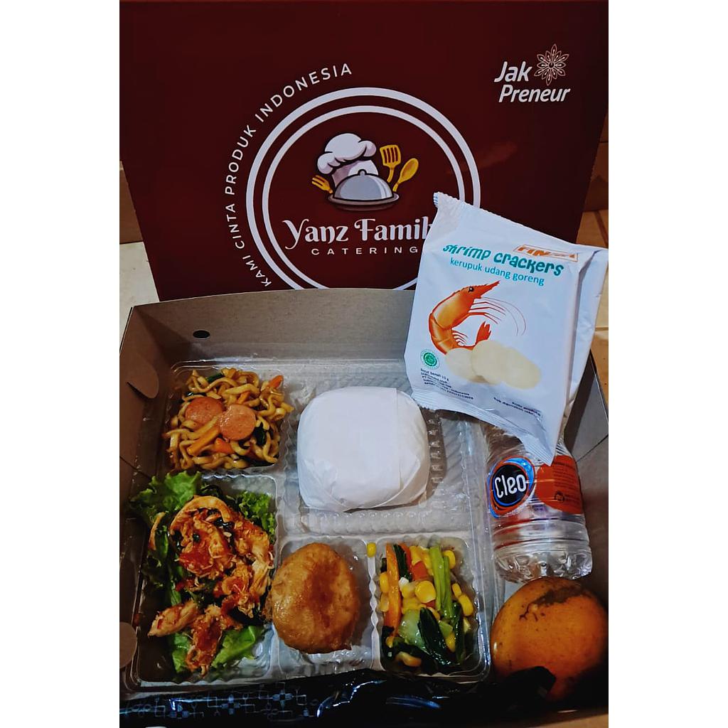 Ayam Suwir Kemangi by Yanz Family Catering