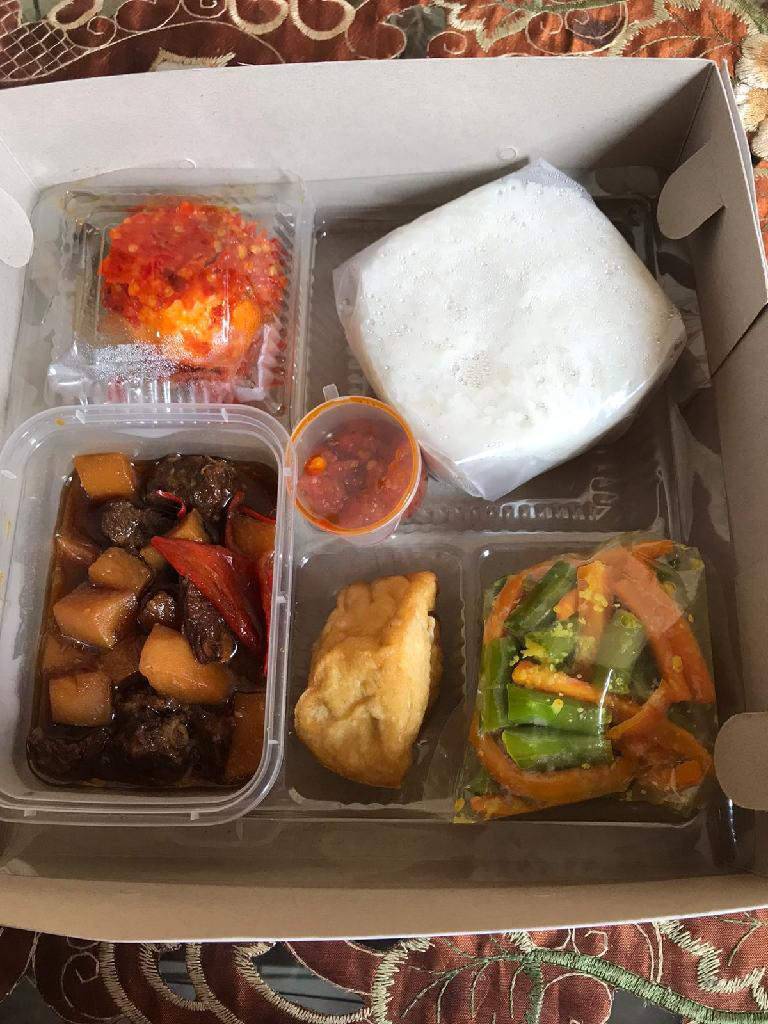 nasi box ,prasmanan livva catering