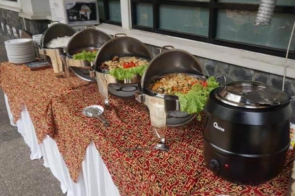 Paket Prasmanan Catering Emak
